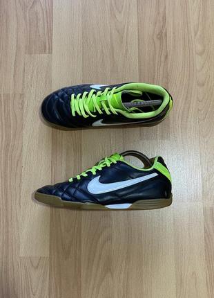 Футзалки nike tiempo rio ic