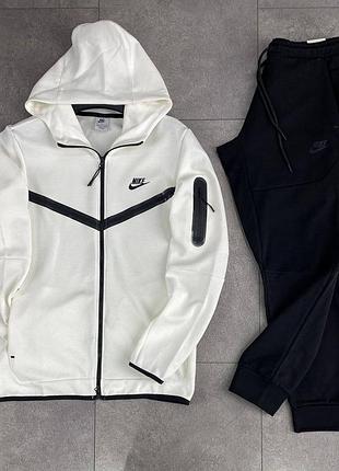 Чоловічий спортивний костюм мужской спортивный костюм nike tech fleece