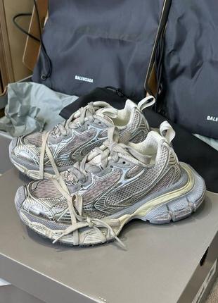 Кросівки в стилі balenciaga