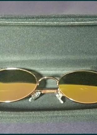 Сонячні окуляри sinsay з чохлом у подарунок!1 фото