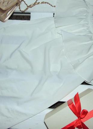 Ніжне біленьке плаття з відкритими плечиками  р-р м6 фото