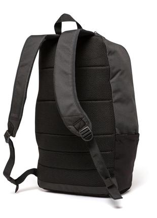 Спортивный рюкзак для командных видов спорта kipsta essential 27л 46 x 32 x 14см черный4 фото