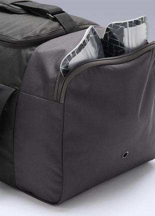 Спортивна сумка для командних видів спорту kipsta essential 55л 59,5 x 30,5 x 27 см чорний7 фото