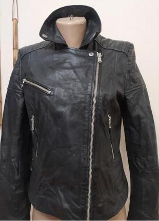 Гарна, байкерська косуха barneys originals