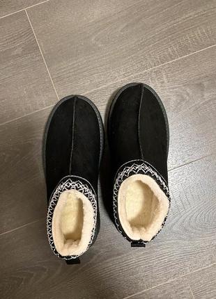 Uggs, угги сама стильна модель цього сезону4 фото