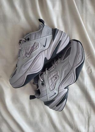 Жіночі кросівки 
nike m2k tekno4 фото