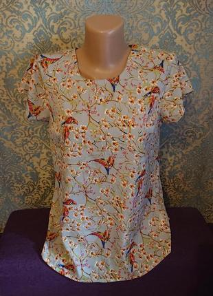 Красивая женская блуза в птички р.42/44 блузка блузочка футболка2 фото