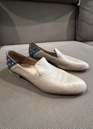 Женская обувь