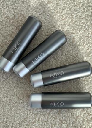 Матовая помада с легким пудровым финишем kiko