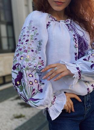 Современная вышиванка женская. вышитая блуза цветочная.2 фото