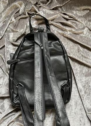 Черный городской рюкзак9 фото