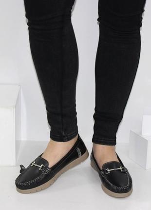 Черные женские кожаные мокасины, удобные туфли, балетки из натуральной кожи7 фото