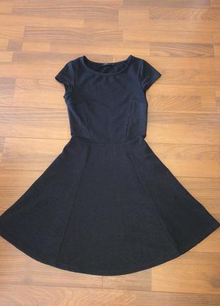 Чёрное платье bershka1 фото