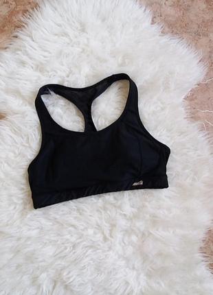 Спортивный топ со вставками из сетки