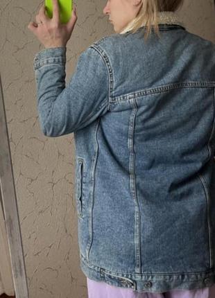 Шерпа джинсовая куртка удлиненная hm4 фото