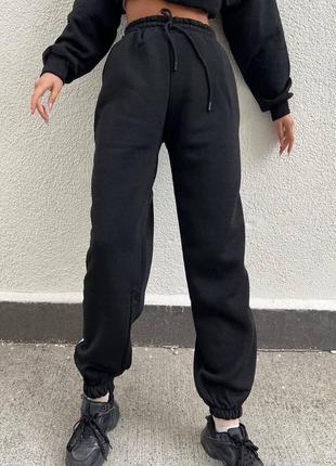 Теплые спортивные штаны джоггеры на флисе с лампасами под адидас/ adidas🔥6 фото