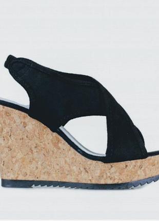 Босоніжки на корковій платформі lobster