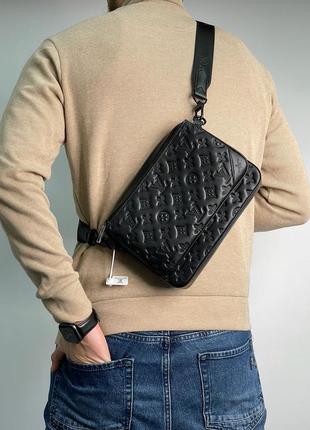 Louis vuitton trio messenger black embossing leather4 фото