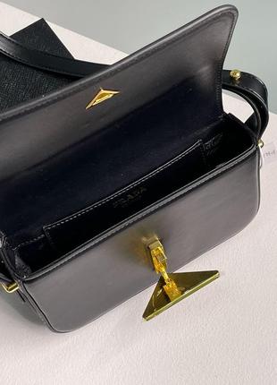 Сумка prada leather shoulder bag black/gold5 фото