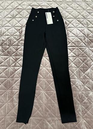Черные леггинсы calzedonia