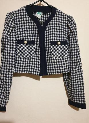 Укороченный жакет пиджак в стиле chanel