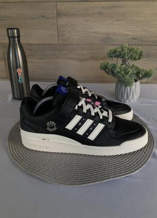 Adidas forum low