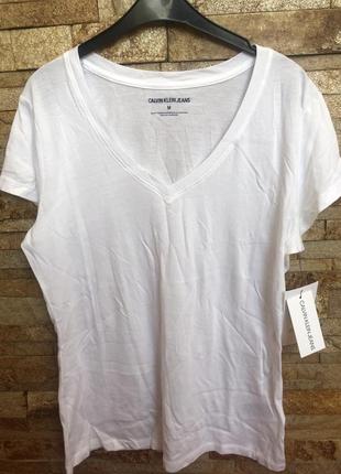 Белая футболка calvin klein оригинал в размере м