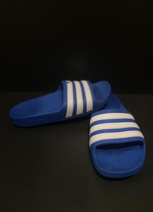 Шльопанці adidas