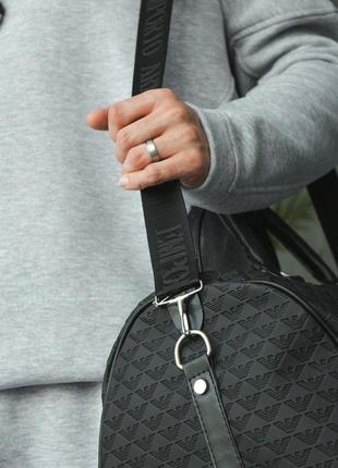 Дорожня спортивна сумка високої якості у брендовому стилі7 фото