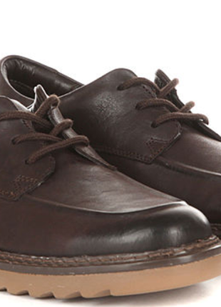Р.39.5 clarks хлопчикові шкіряні туфлі оригінал