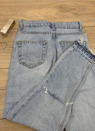 Светлые джинсы женские6 фото