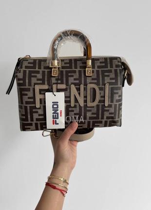 Сумка в стилі fendi