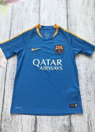 Крута футболка для спорту футболу fcb nike 8-10років