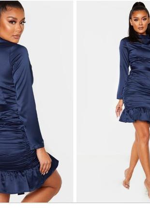 Неймовірна сукня з ефектом пуш-ап та поясом від prettylittlething