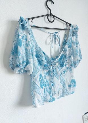 Блуза с квадратным вырезом в цветочный принт2 фото