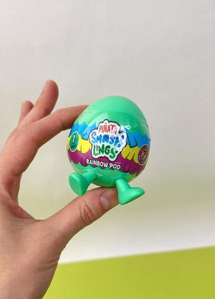 Фігурка сюрприз в яйці pinata smashlings, герої з гри на roblox3 фото