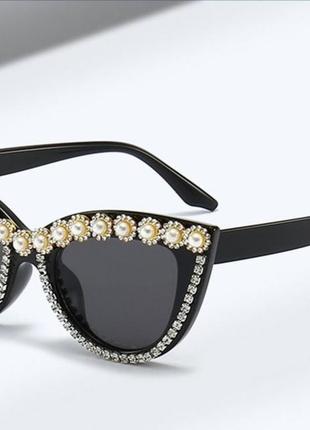 Розкішні сонцезахисні окуляри котяче око зі стразами і  перлами.3 фото