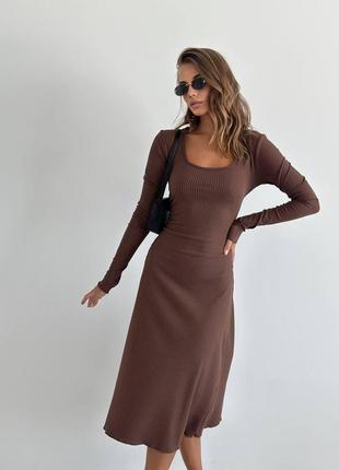Женское длинное платье в обтяжку стильное модное подчеркивает фигуру шнуровка длинный рукав в рубчик черный1 фото