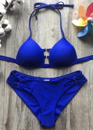 Купальник яркий модный переплёт