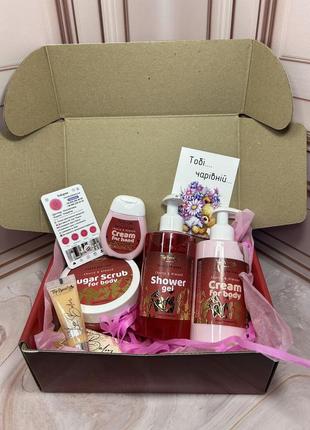 Подарунковий набір косметики top beauty cherry almond 5 в 1