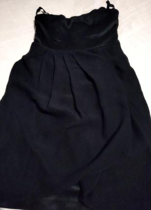 Черное маленькое платье на бретельках, платье - сарафан.