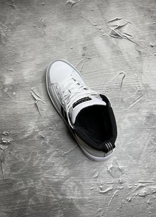 Зимние мужские кожаные ботинки кроссовки adidas белого цевта8 фото