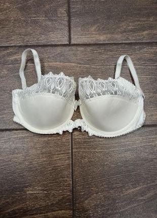 Бюстгальтер на тонком поролоне с ажурной чашкой, на пышную грудь, тм delice 306a