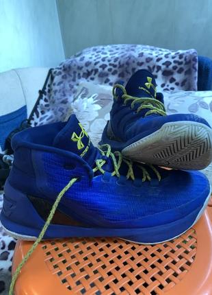 Кроссовки under armour curry 3