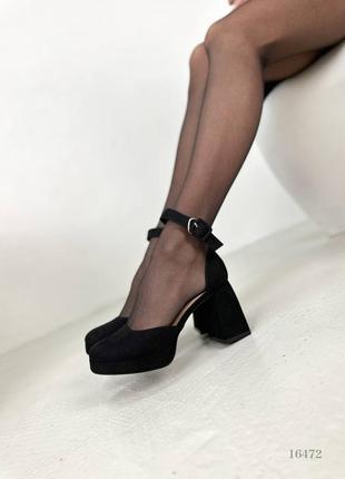 Черные замшевые туфли на высоком толстом каблуке с платформой ремешком4 фото