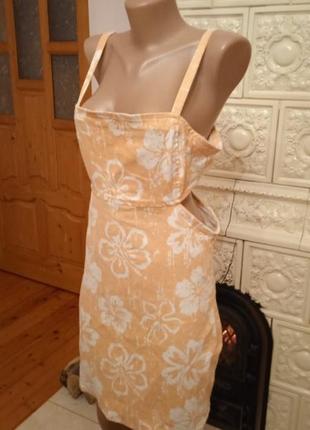 Джинсовый сарафан в цветы бока с вырезами платье платье с замочком джинс6 фото