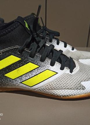 Футзалки  adidas 37 розмір2 фото