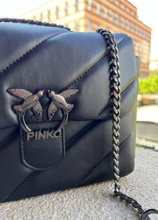 Женская сумка из эко-кожи pinko puff black пинко молодежная, брендовая сумка маленькая через плечо5 фото