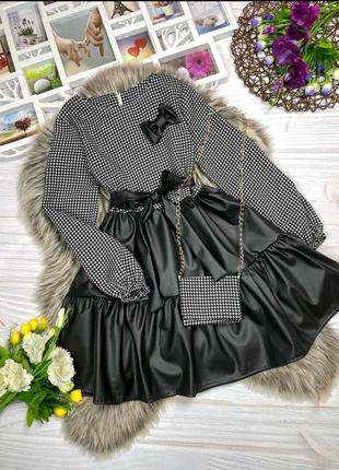 Стильне нарядне плаття з сумочкою для красунь