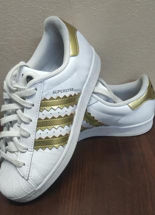 Кроссовки adidas superstar